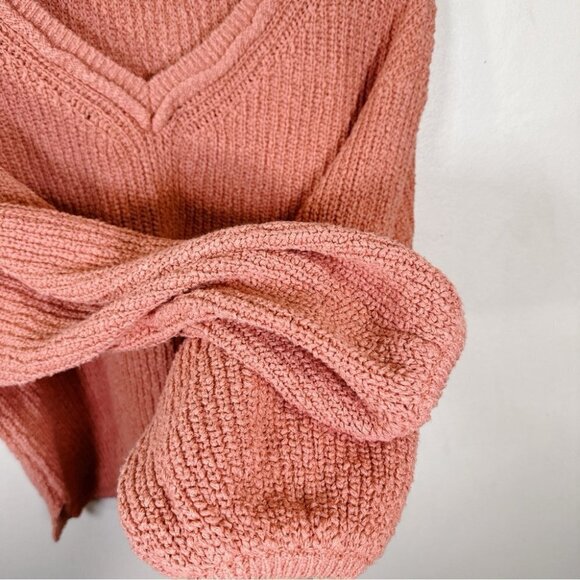 Gentle Fawn Women’s Chunky Knit Dusty Rose Sweater - Picture 12 of 16